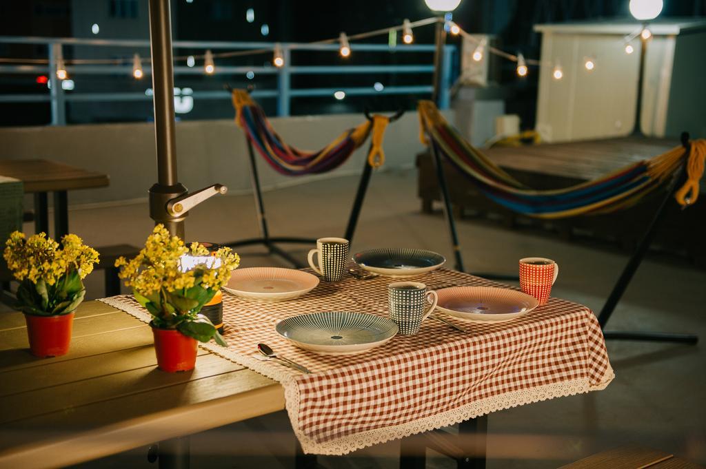 We Guesthouse Пусан Екстер'єр фото