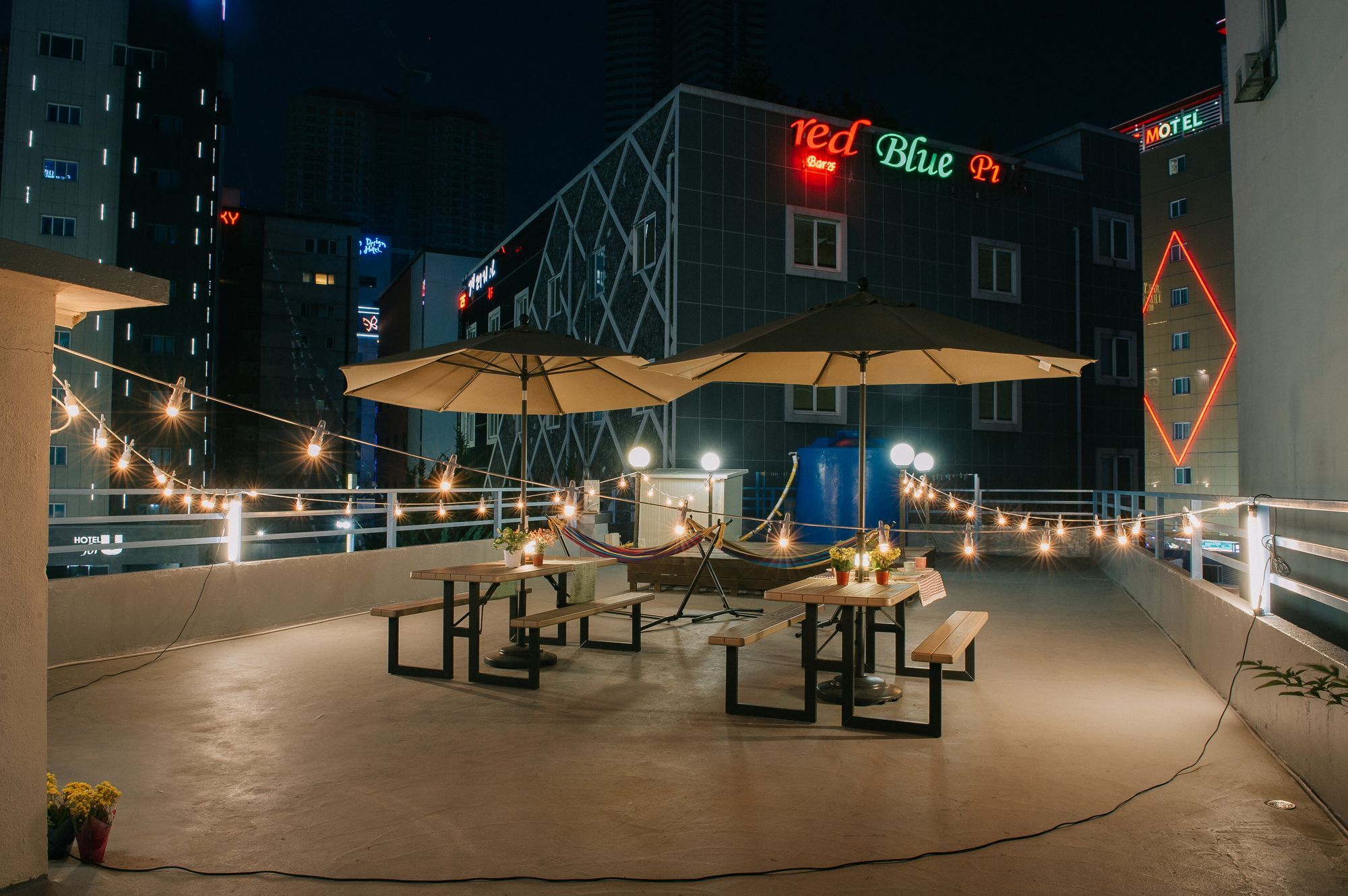 We Guesthouse Пусан Екстер'єр фото